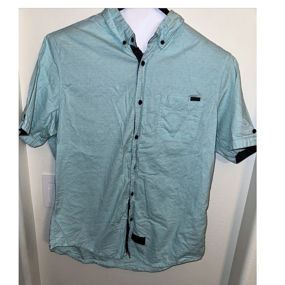 Marc Ecko Cut & Sew Mens Light Blue Textured Short Sleeve Button Down Shirt‎ L